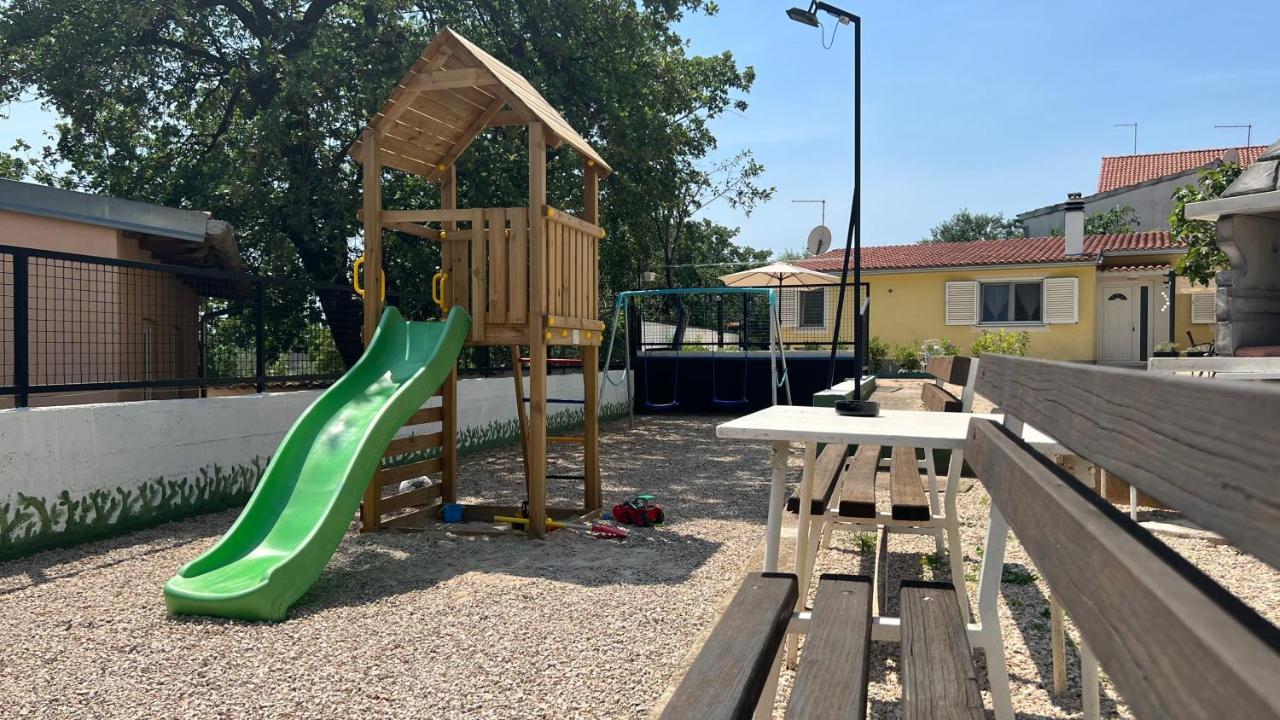 House Roca Apartman Vodice Kültér fotó