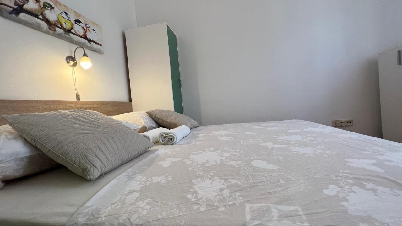 House Roca Apartman Vodice Kültér fotó