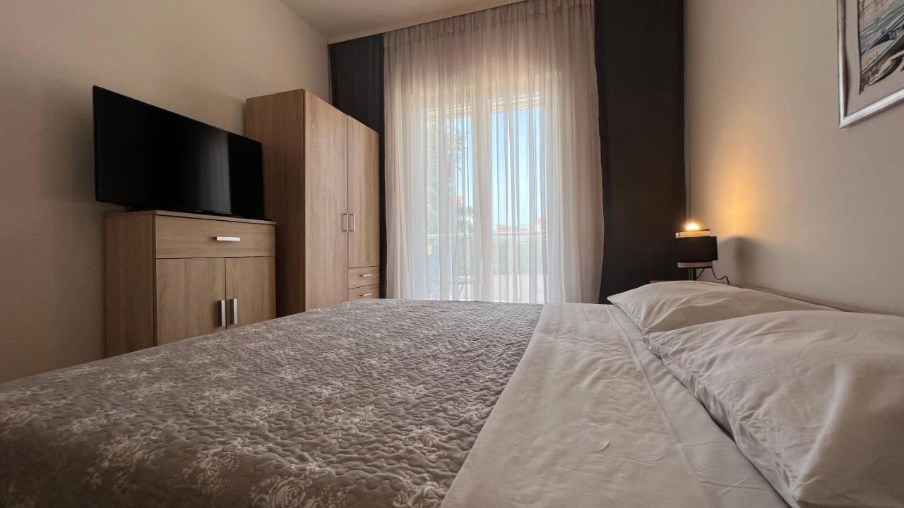 House Roca Apartman Vodice Kültér fotó