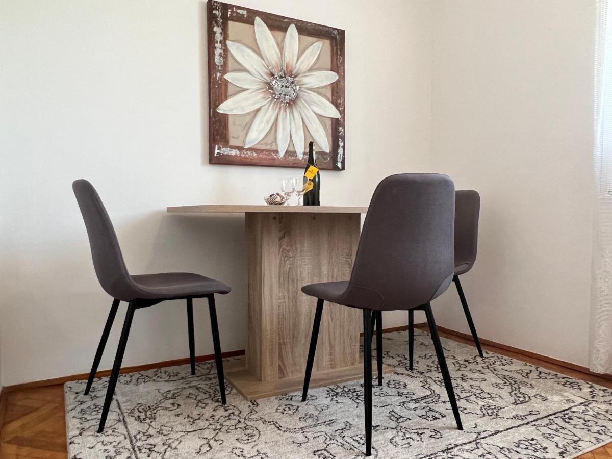House Roca Apartman Vodice Kültér fotó