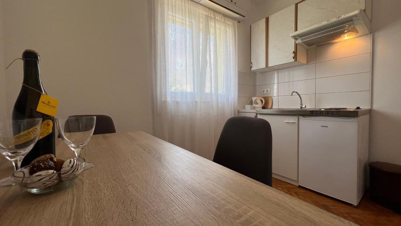 House Roca Apartman Vodice Kültér fotó