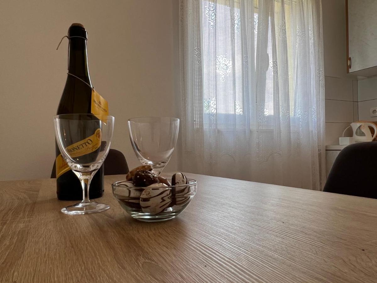 House Roca Apartman Vodice Kültér fotó